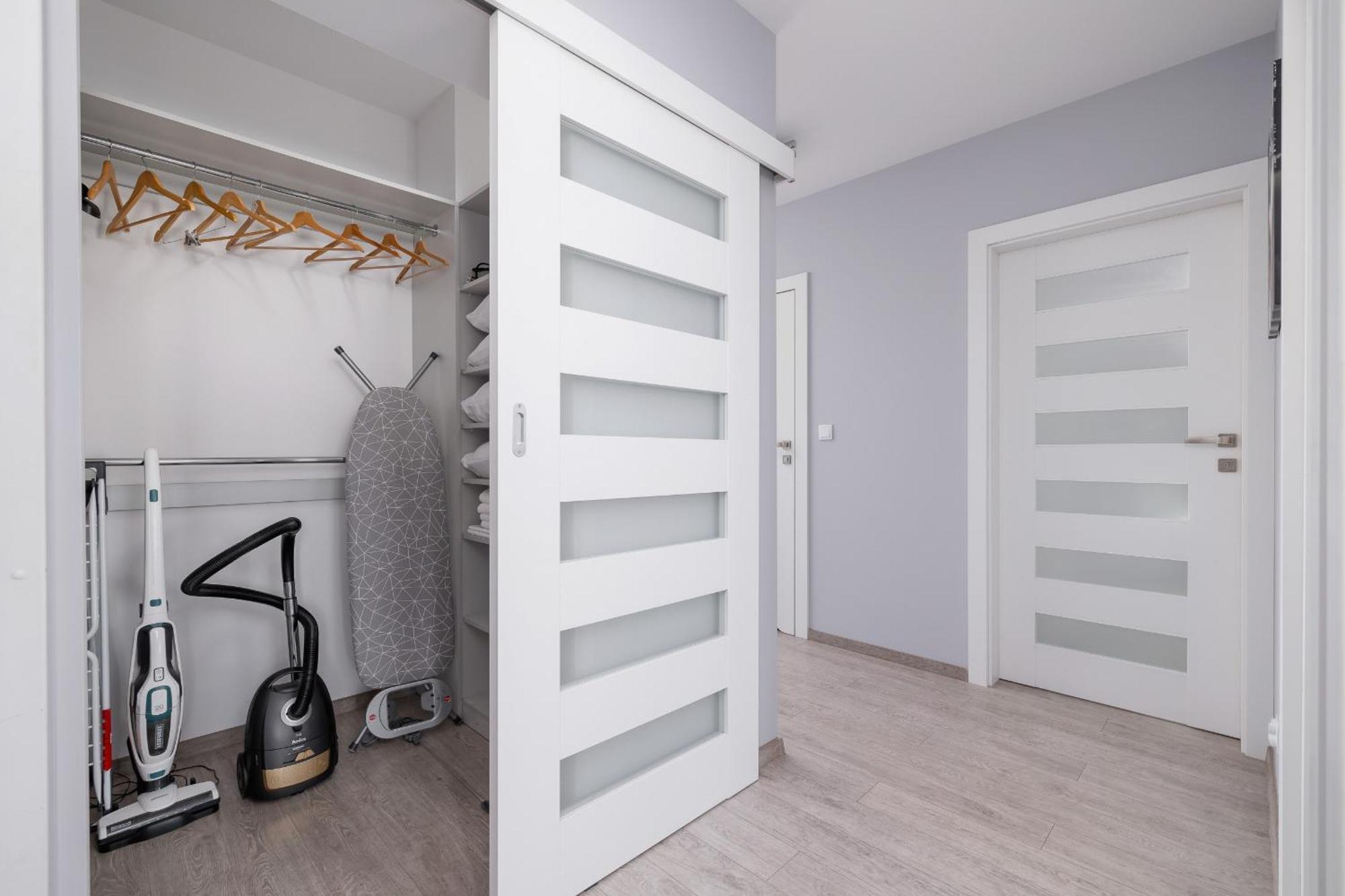 Cracow Pradnik Spacious & Family Apartment With 3 Bedroom By Renters Prestige Krakau Buitenkant foto